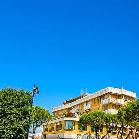 Commerciale * Caorle